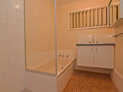 11 Greybox Crescent, Kununurra