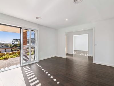14 Tully Place, Jerrabomberra