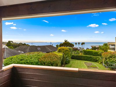 27 Gulf View Road, Murrays Bay