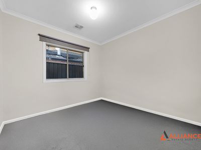 16 Skeeter Drive, Mernda