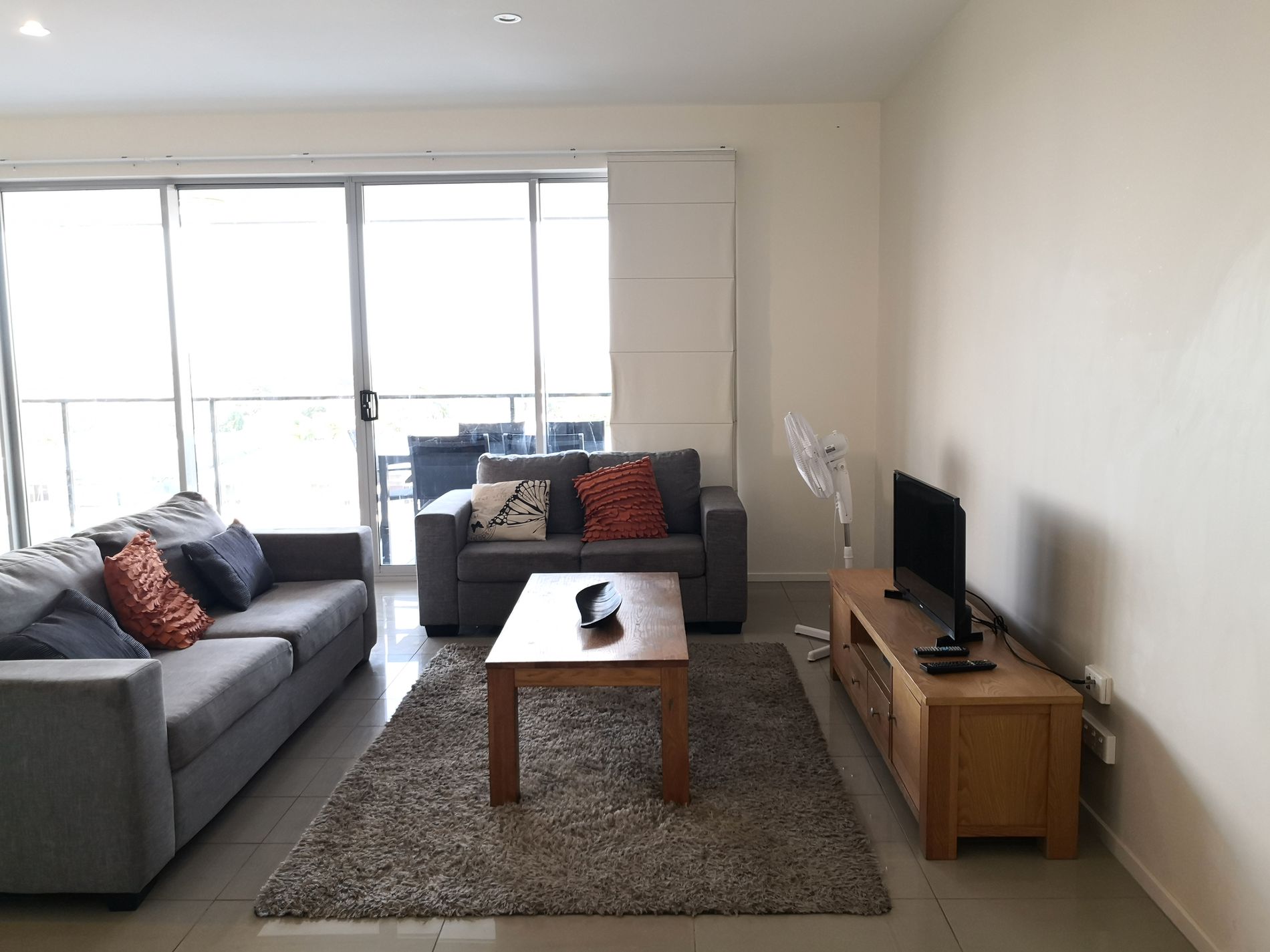 14 / 104-106 CENTRAL, Gladstone Central