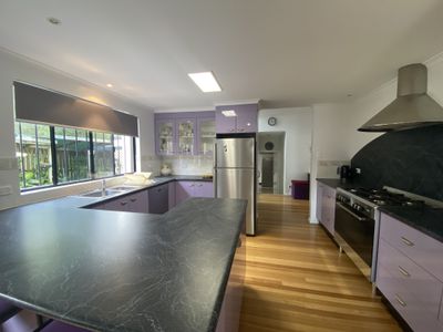 3 Hampton Court, Urraween