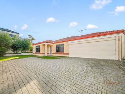2 / 94 Hobbs Avenue, Como