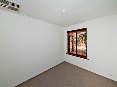 3/8 Colin Road, Scarborough