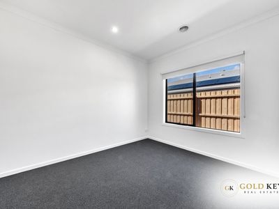 9 Gahnia Drive, Armstrong Creek