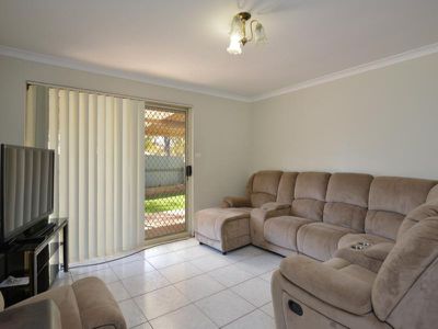 4 Holroyd Way, Boulder