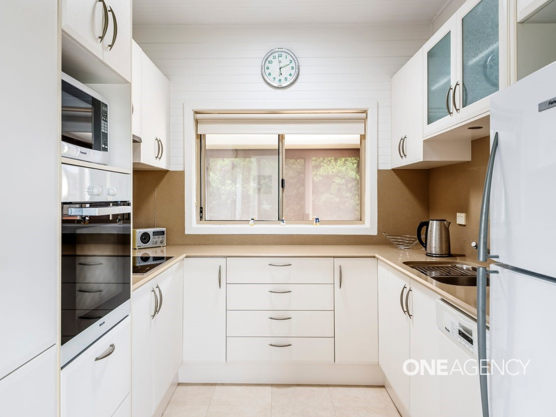 189 Farmborough Road, Farmborough Heights