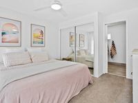 39 Southlake Drive, Varsity Lakes