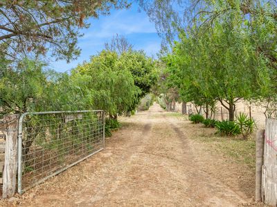 820 Derrinal-Crosbie Road, Heathcote
