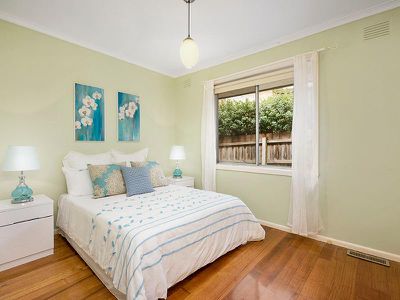 63 Dehnert Street, Doncaster East