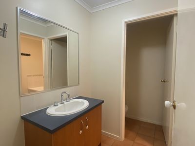 16 Flemming Avenue, Burnside