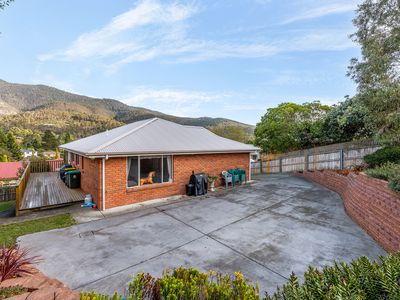 13 Boyd Court, Claremont