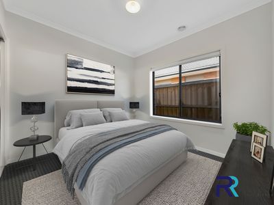 10 Breezy Circuit, Werribee