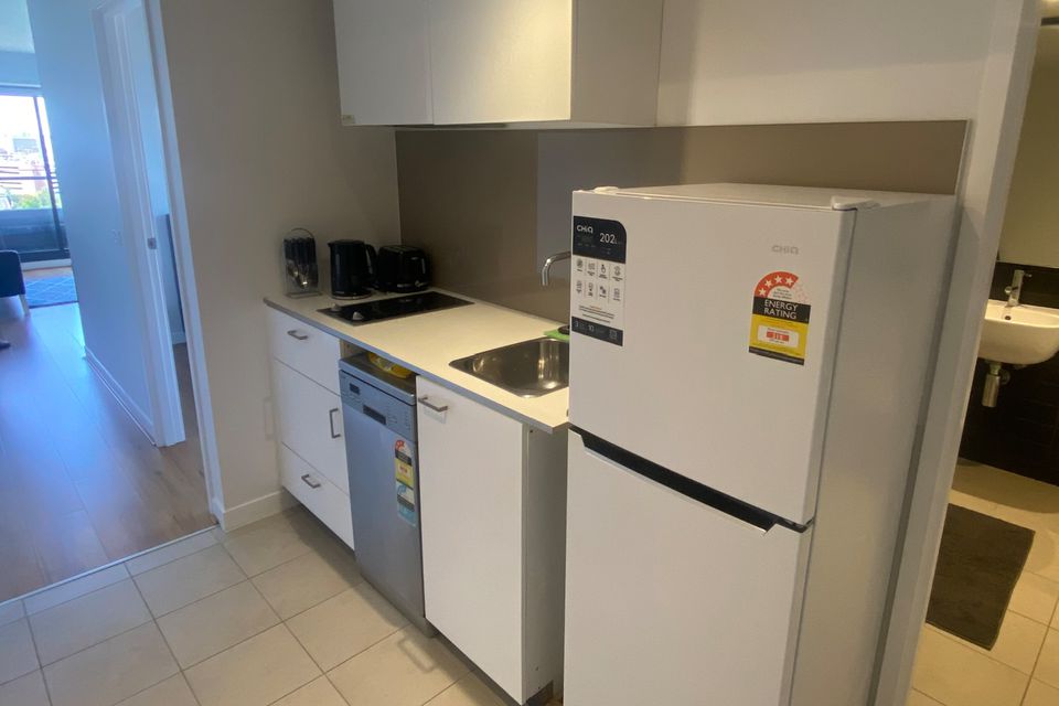 1324 / 572 St Kilda Road, Melbourne