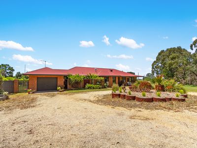 45 Highfield Drive, Longford