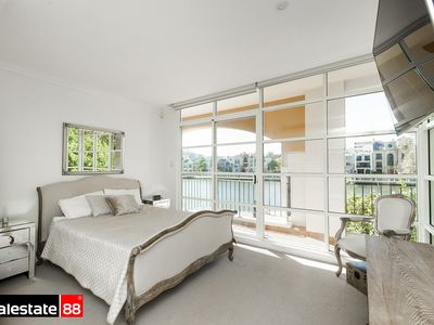 3 / 20 Royal Street, East Perth