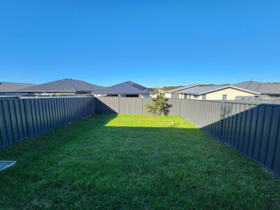 35b Lancing Ave, Sussex Inlet