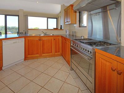 40 Seaview Street, Mollymook