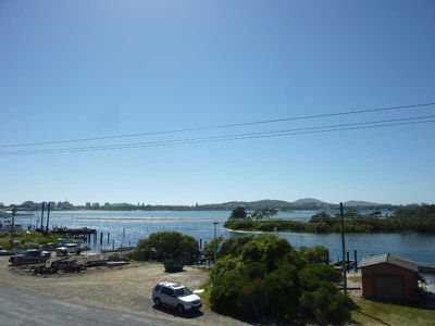 4   23 Point Road, Tuncurry