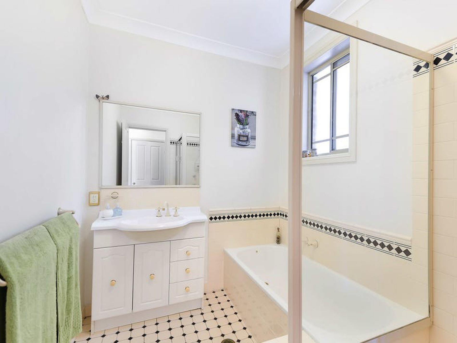 9A / 17-25 William Street, Botany
