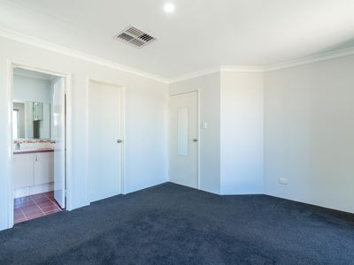 27 Impressions Way, Singleton