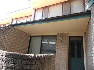 3 / 4 Rankens Court, Wyong
