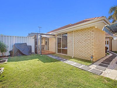 2 / 227 Stock Road, Palmyra