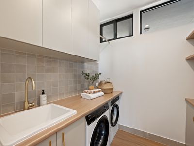 73-77 Main Street, Montville