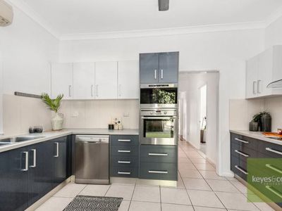 15A Estate Street, West End