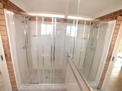 32 Trevor Avenue, Lake Heights