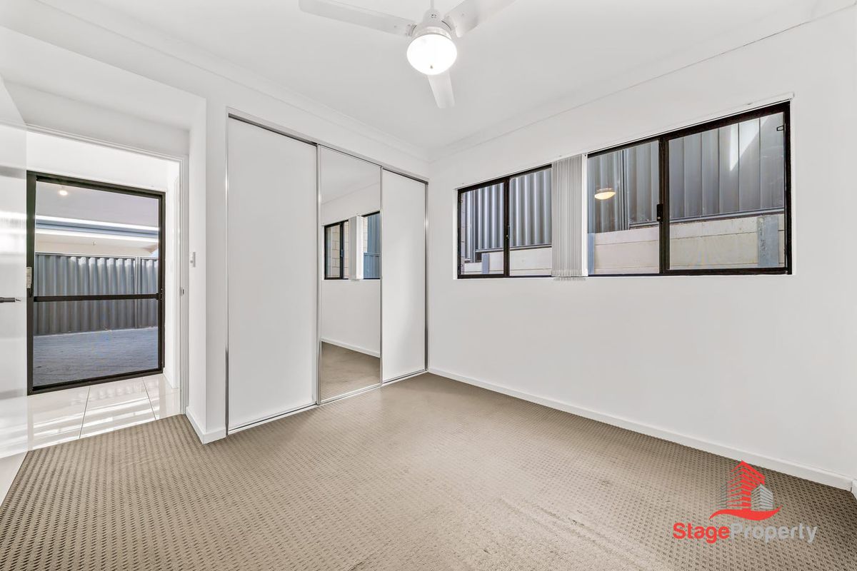 18 / 22 Rinaldo Crescent, Coolbellup