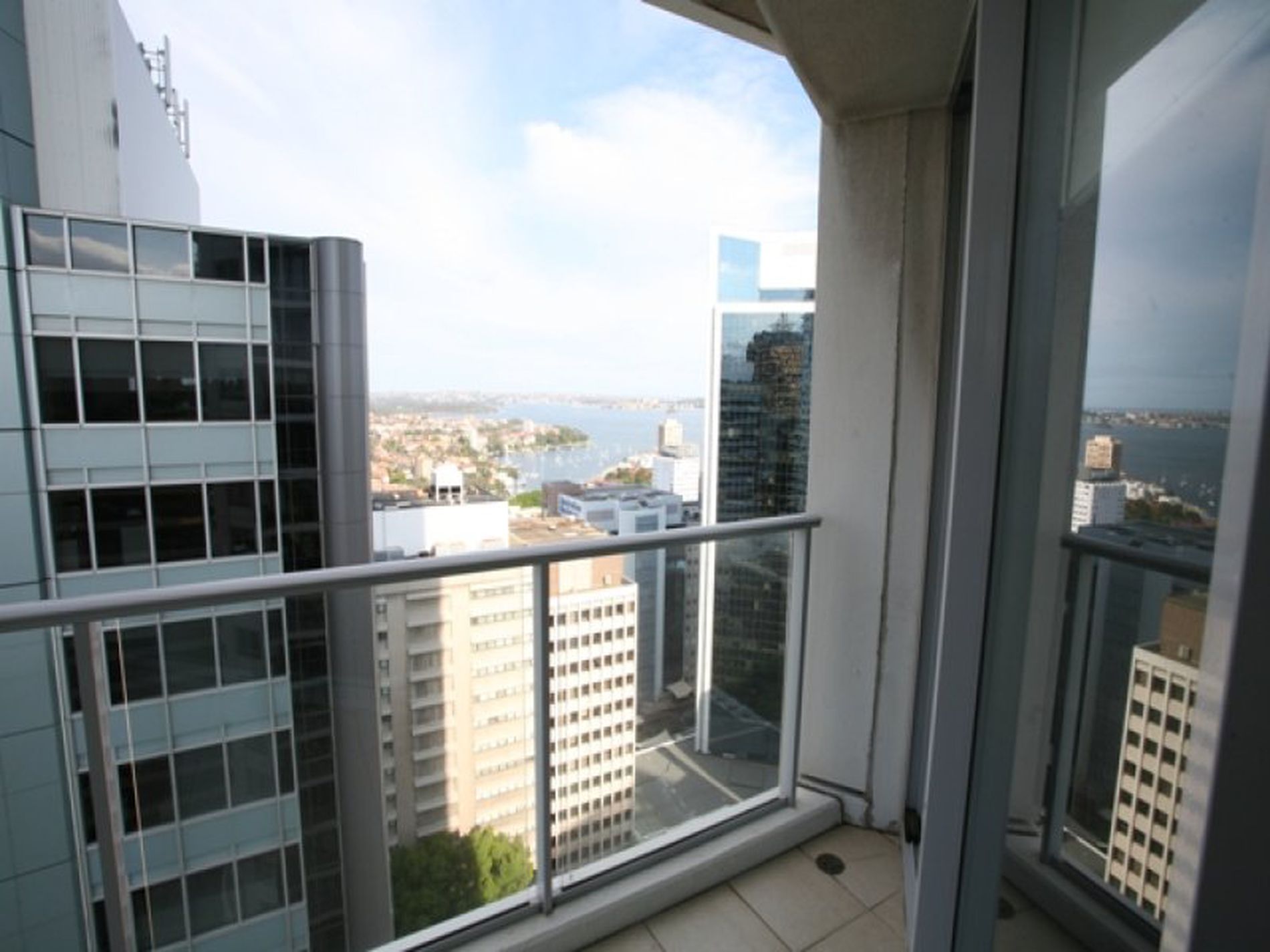 2107 / 77-81 Berry Street, North Sydney