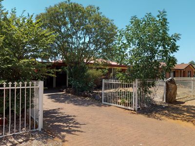 18 Davidson Drive, Dubbo