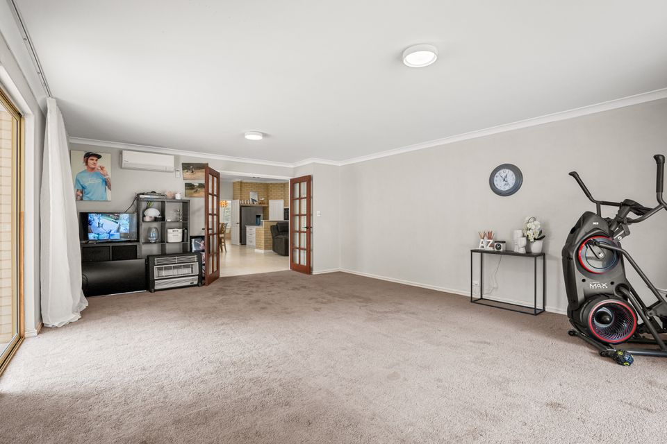 27 OAK WAY, Baldivis