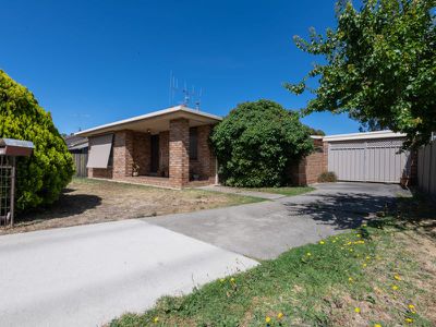 35 Oak St, Seymour