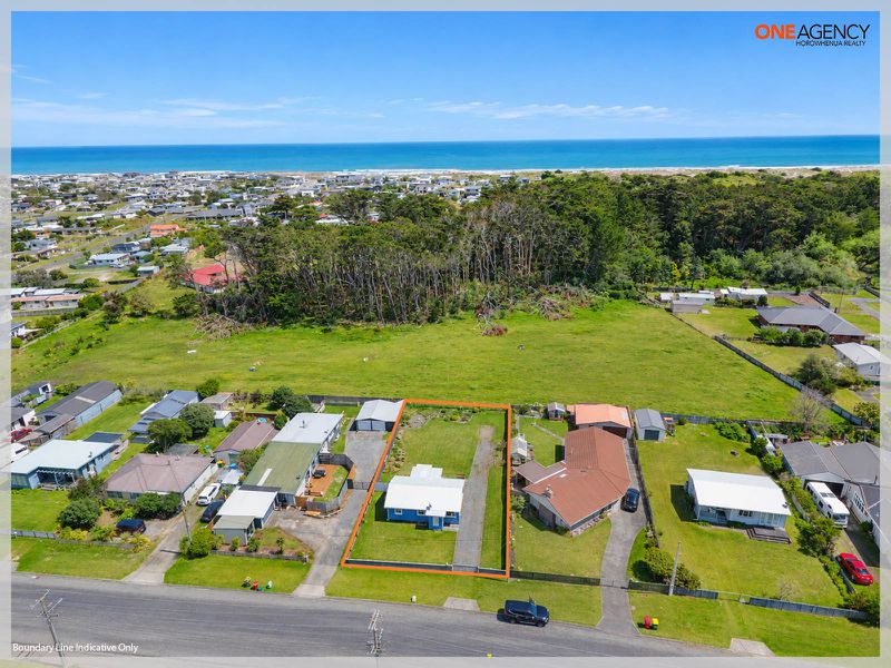 68 Nash Parade, Foxton Beach