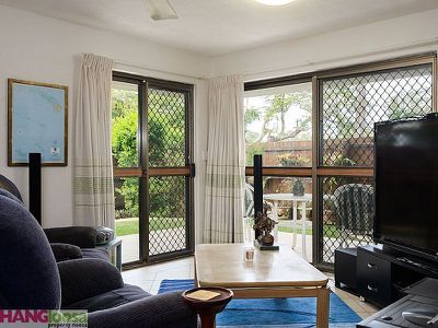 1 / 69 Poinciana Avenue, Tewantin