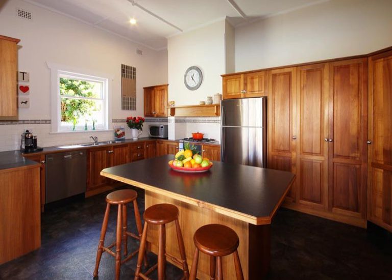 3 Albert Street, Glenelg East