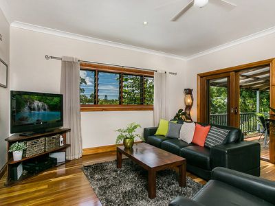 12 Bulgoon Crescent, Ocean Shores