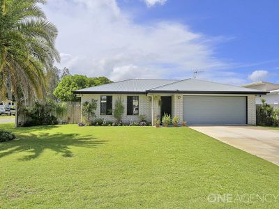 2 Wave Court, Toogoom