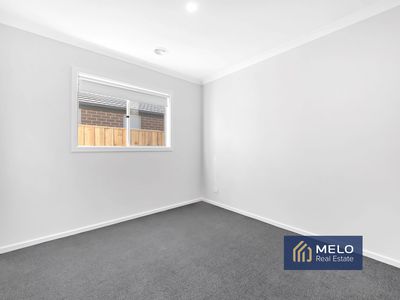 9 Perivale Crescent, Wyndham Vale