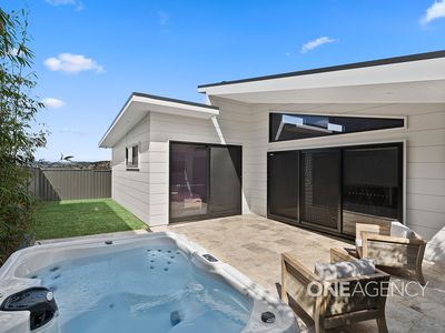 4 Brotheridge Avenue, Calderwood