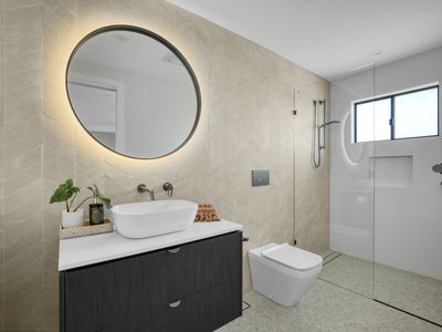 24 Gibraltar Drive, Isle Of Capri