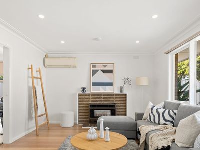 11 Huskisson Avenue, Lalor