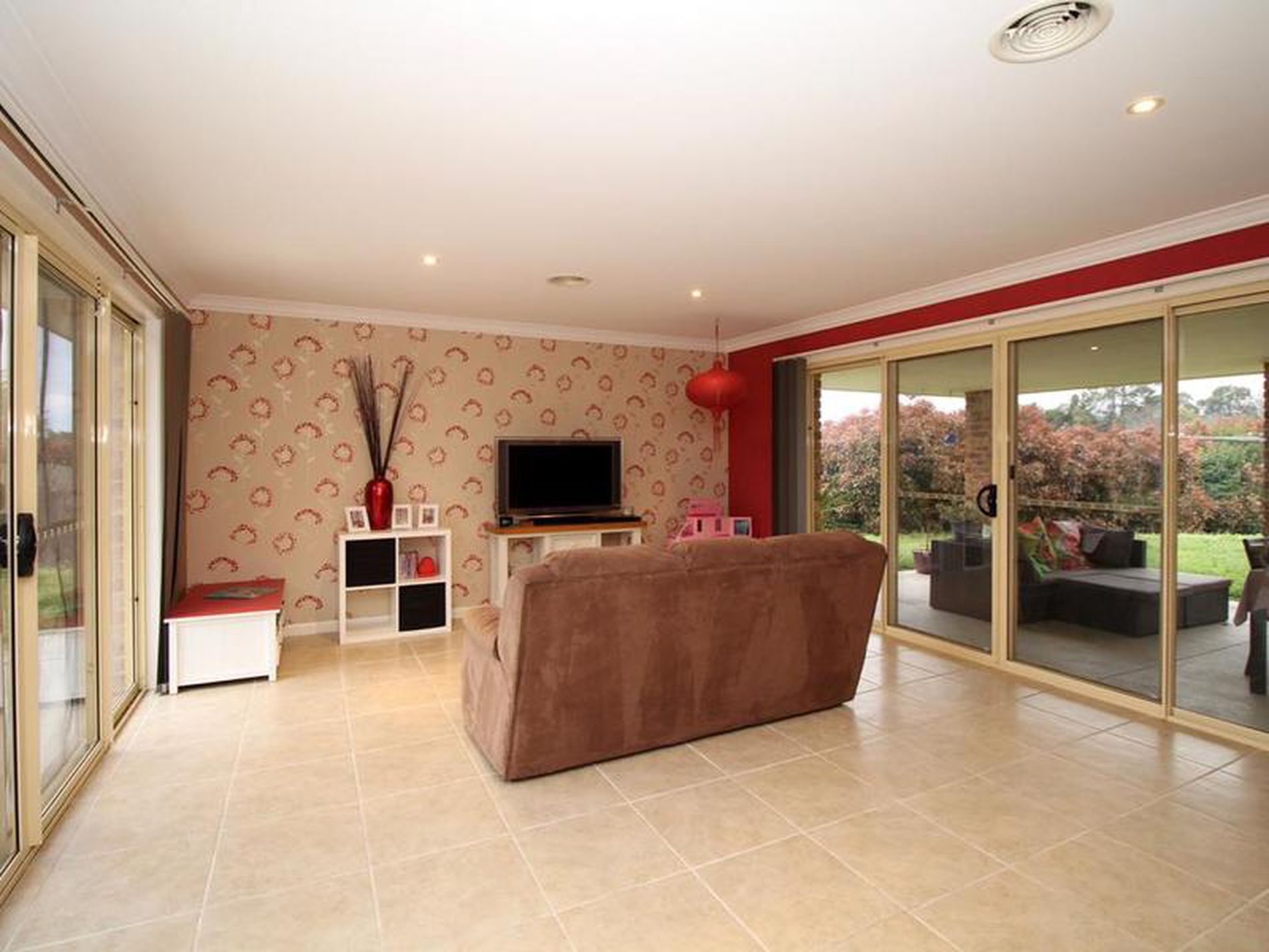 18 Vincent Crescent, Kelso