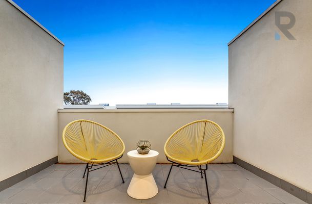 2 / 8 Austin Crescent, Pascoe Vale