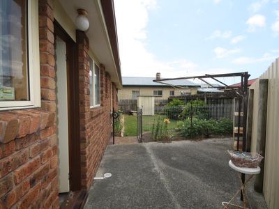 3 / 5 Church Street, Wynyard