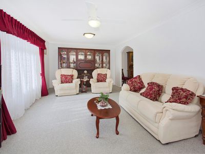 50 Devonshire Crescent, Oak Flats