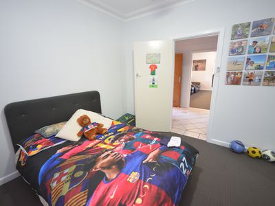 2 Albert Street, Parkes