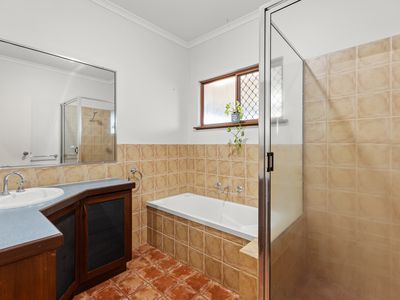 17 Bowerbird Loop, Djugun